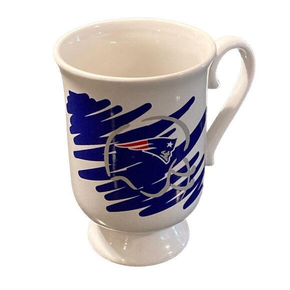 New England Patriots NFL Cafe Patriots Recipe Mug 8 oz. - Picture 1 of 5